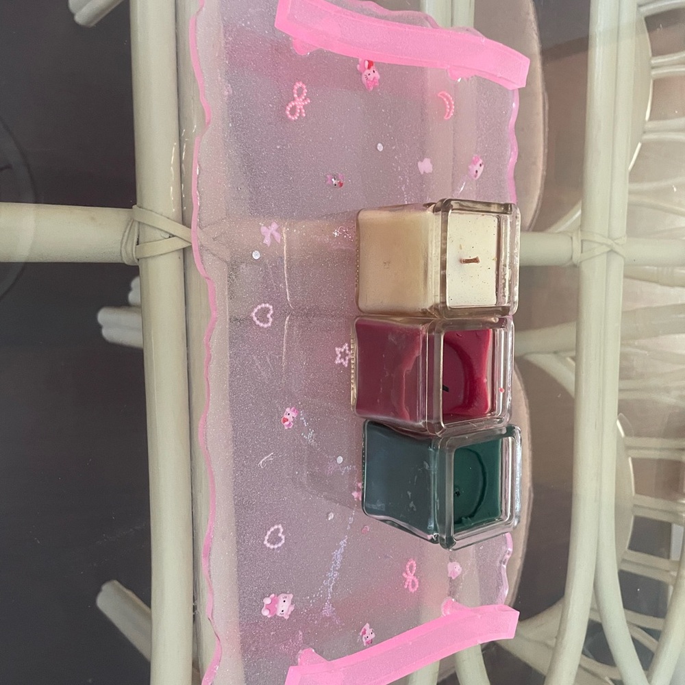 Hello kitty tray